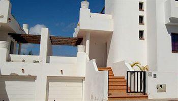סאלינאס Las Dunas Hostel מראה חיצוני תמונה